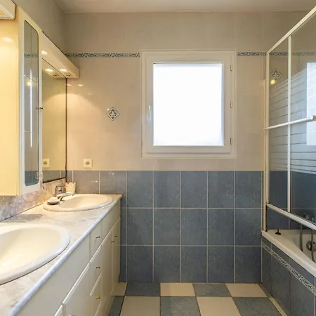 Oceane By Interhome Saint-Martin-de-Seignanx